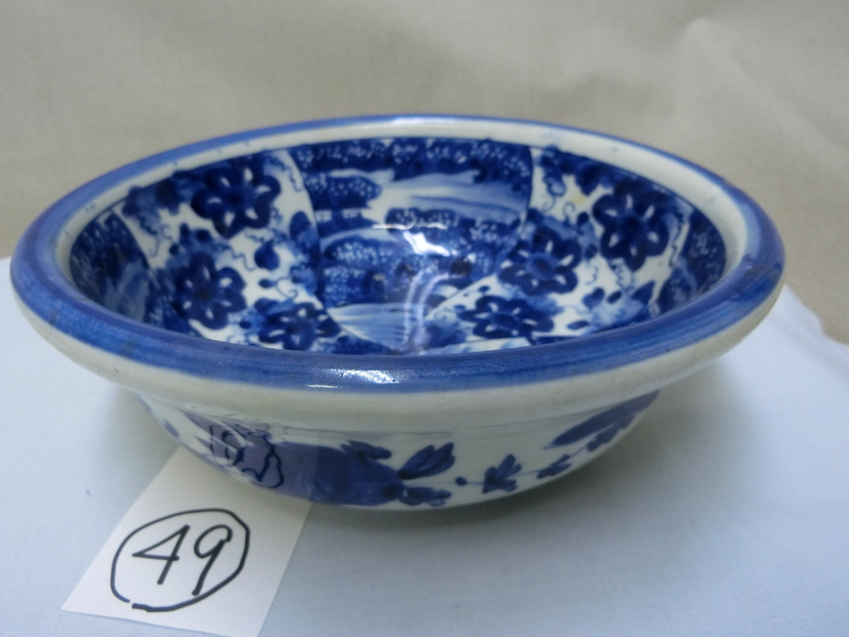 家庭料理！【 鉢　丼　深鉢　捻り文染付花文・49・伊万里 】◆蕎麦チョコ 陶磁器　骨董　徳利　花器　アンティーク※円安！買得 経済上向_2