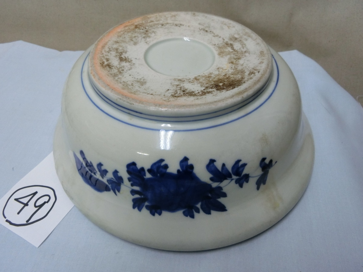 家庭料理！【 鉢　丼　深鉢　捻り文染付花文・49・伊万里 】◆蕎麦チョコ 陶磁器　骨董　徳利　花器　アンティーク※円安！買得 経済上向_7