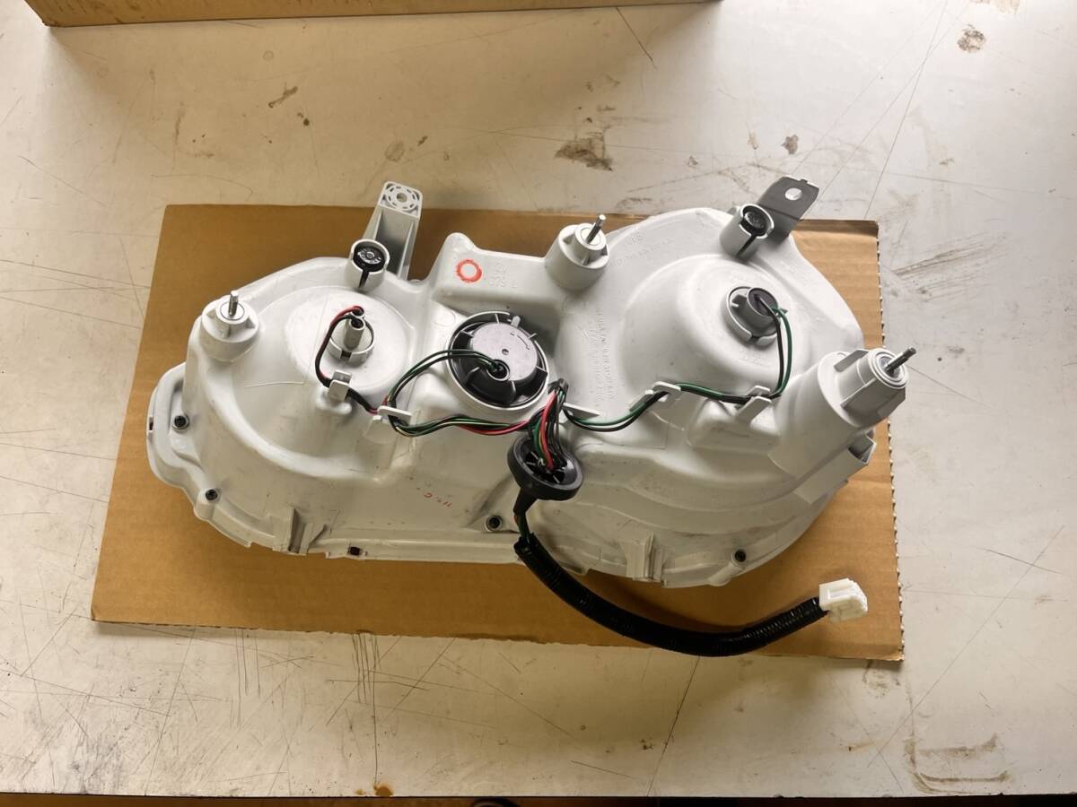 R35 GTR リアテール 左右 新品未使用_4