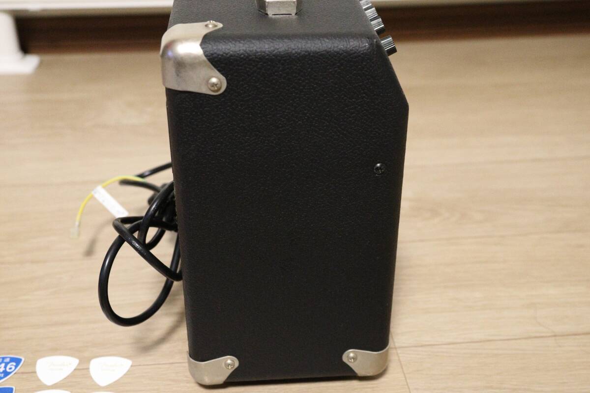 Fender Frontman 10G ギターアンプ_3