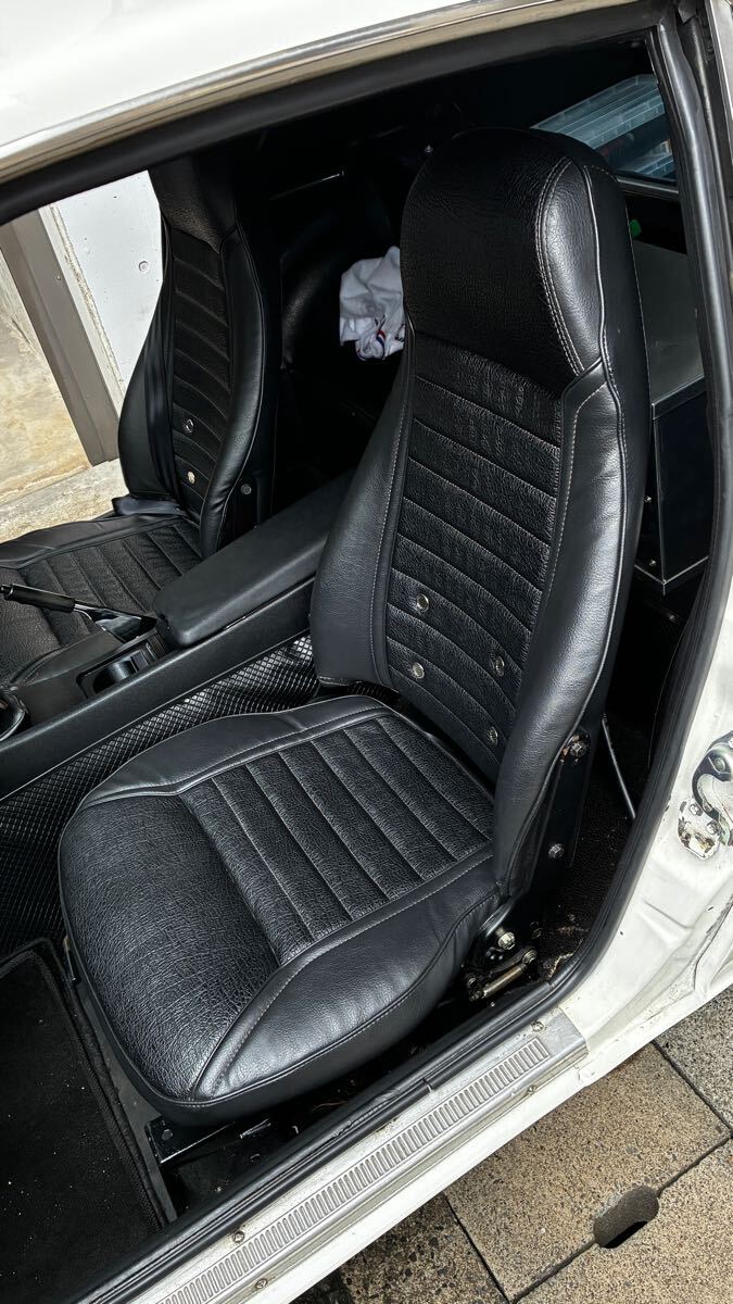 【自動車用部品】フェアレディZ S30後期型用シートバックNo. 1 日産（NISSAN） フェアレディZ S30Z シートカバー 防水 車 レザー 後席
