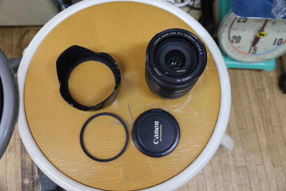 キヤノン ZOOM LENS EF-S 18-200mm F3.5-5.6 IS 中古品フードファイターキャップ付き_1
