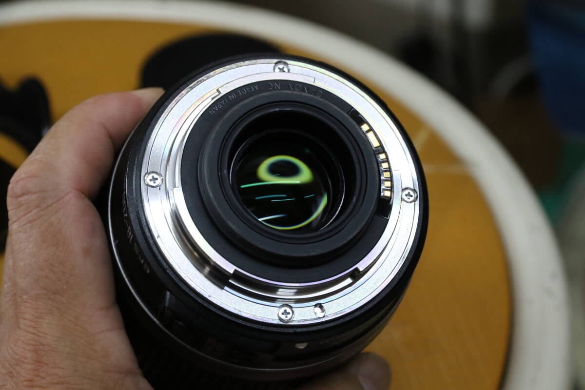 キヤノン ZOOM LENS EF-S 18-200mm F3.5-5.6 IS 中古品フードファイターキャップ付き_4