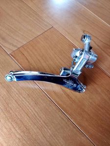 カンパニョーロ 980フロントディレイラー変速機 CAMPAGNOLO チネリ コルナゴ デローザ ピ