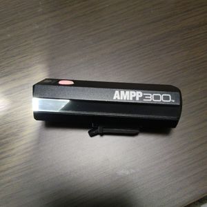 【#602】キャットアイ CATEYE AMPP300 HL-EL083RC ブラック　フロントライト　300ルーメ