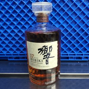 響 17年(箱無し)の平均価格は50,925円｜ウイスキーの価格相場・買取価格