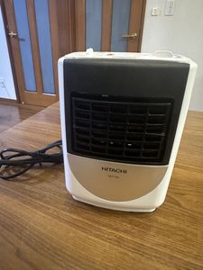 HITACHI 日立 TOREPOKA ファンヒーター HLT-64 600W
