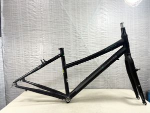 BIANCHI ビアンキ METROPOLI クロスバイク アルミフレーム