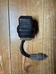 【送料無料】中古 4AGZ AE92後期 スーパーチャージャーリレー 85932-12020 レビン トレノ