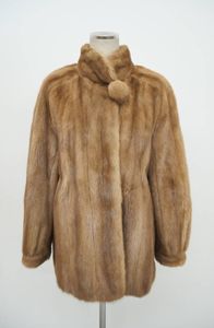 ☆パステルミンク☆ハーフコート☆着丈70cm☆SAGAシルバー☆13号☆PARION☆襟元梵天付き