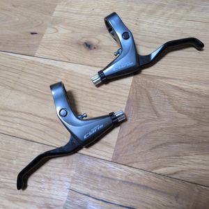 【美品】新品ワイヤー付 SHIMANO CLARIS BL-R2000 シマノ 左右セット ブレーキレバー Vブ