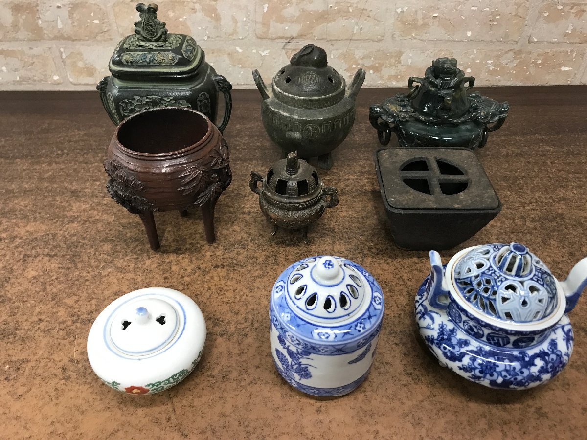 有田焼 曲水の値段と価格推移は？｜3件の売買データから有田焼 曲水の