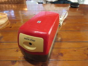 鉛筆削り 電動のYahoo!オークション(旧ヤフオク!)の相場・価格を見る