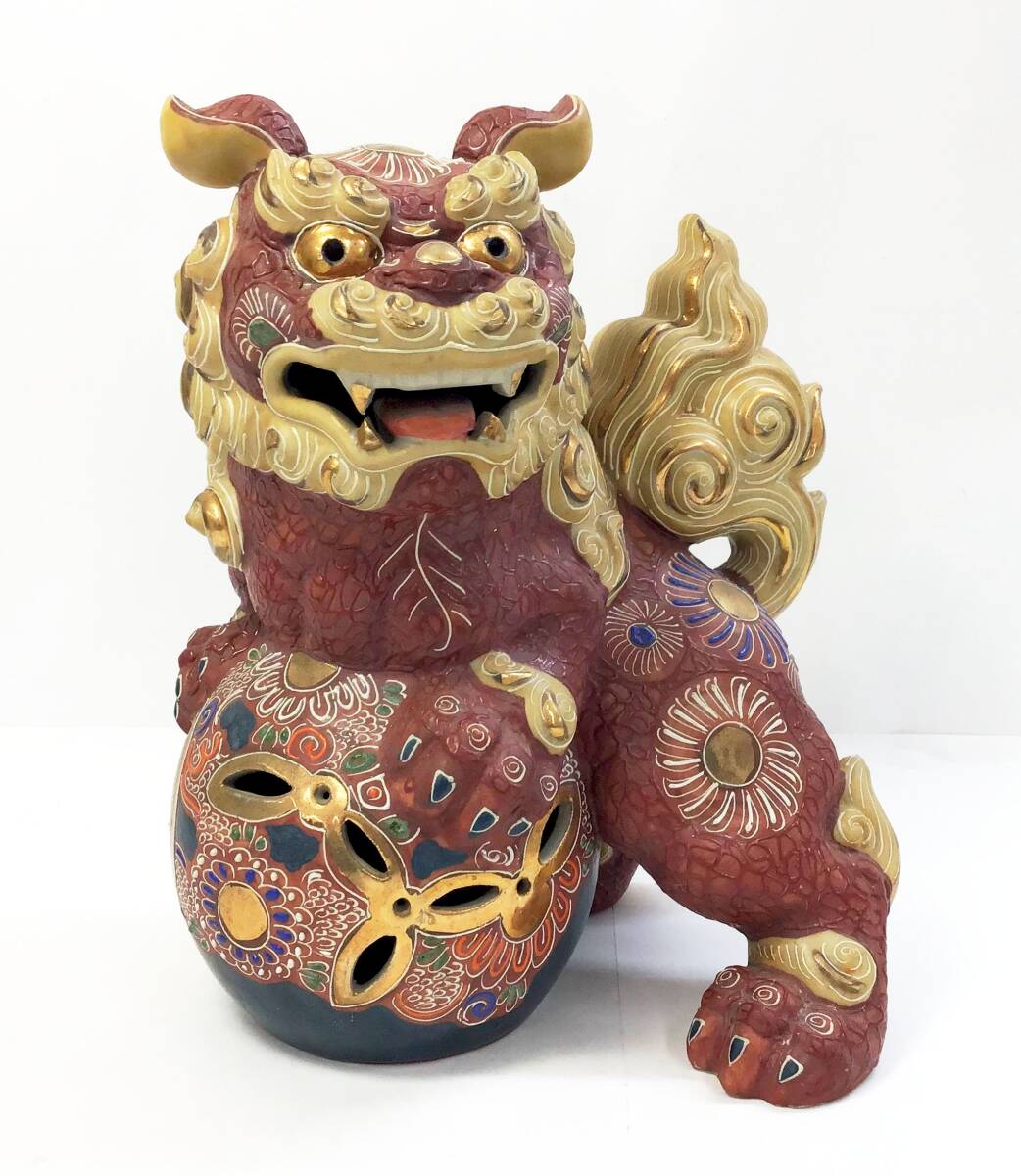 九谷焼 玉乗り獅子 横幅約20㎝ 高さ約25㎝ 赤 金彩 色絵 玉獅子