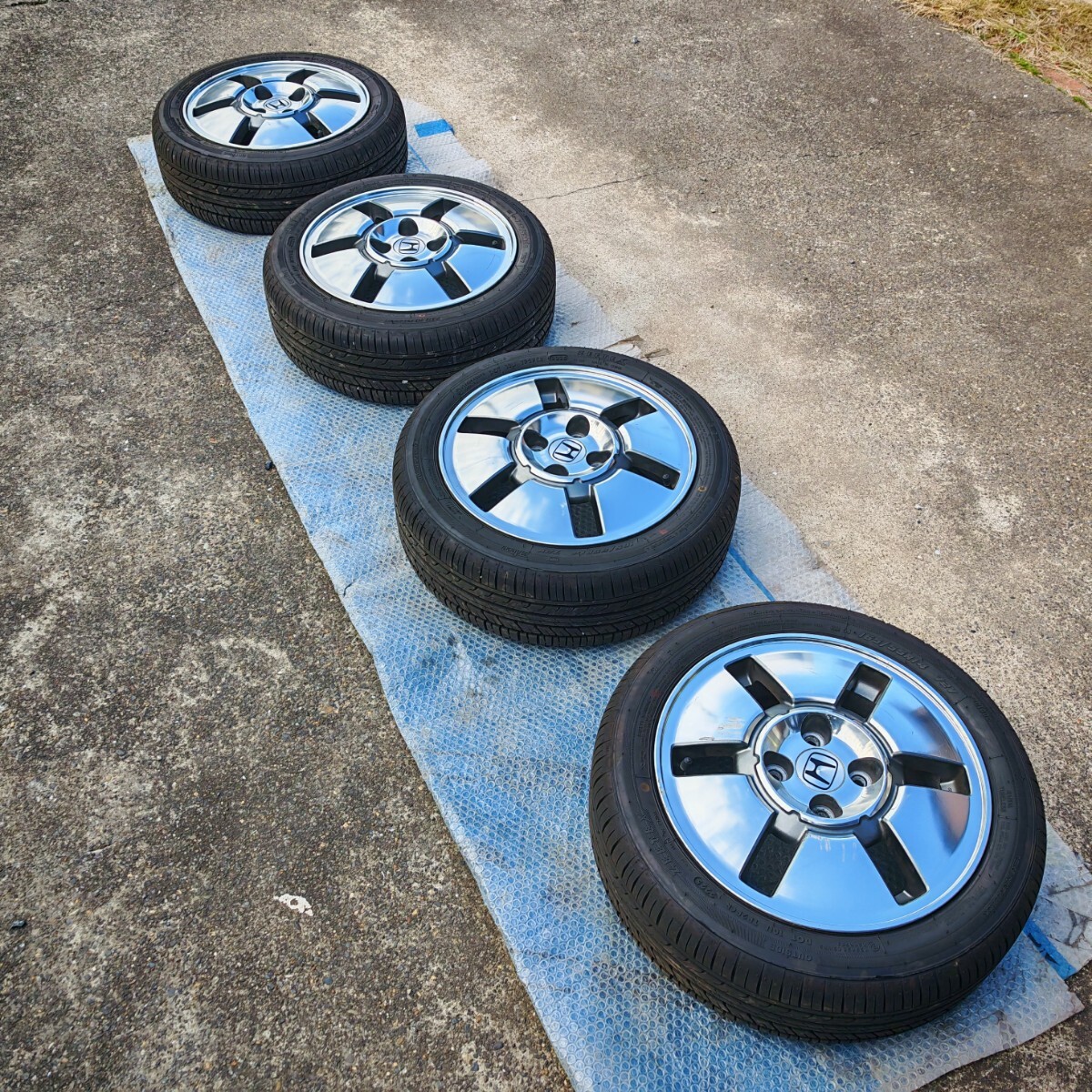 モビリオ スパイク 純正ホイール タイヤほぼ新品 4本 ホンダ 5.5J +45