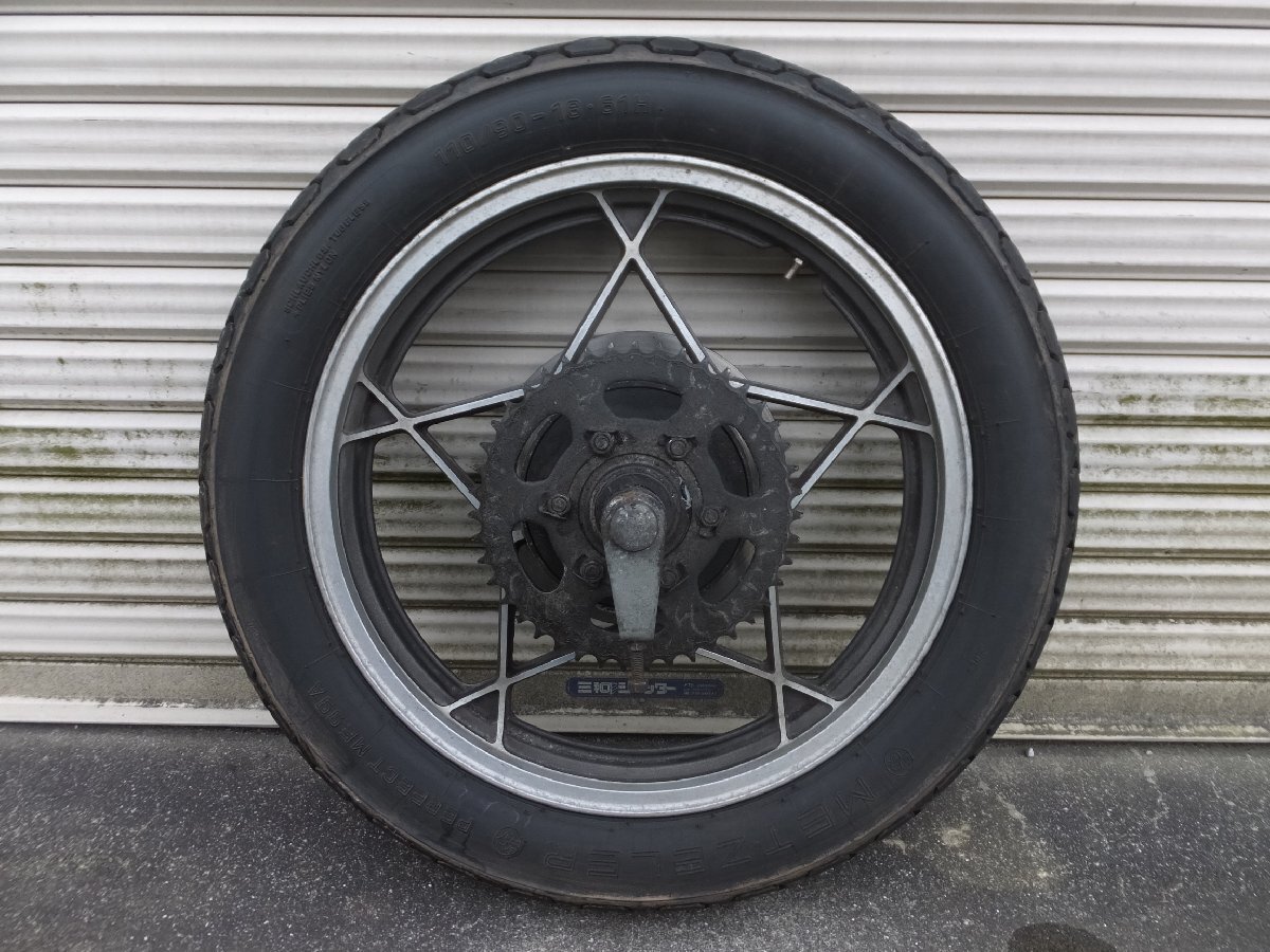 GSX400F 星型キャスト　純正ホイール GSX400F 純正 当時物 星型キャスト リアホイール 18 アクスル類付き