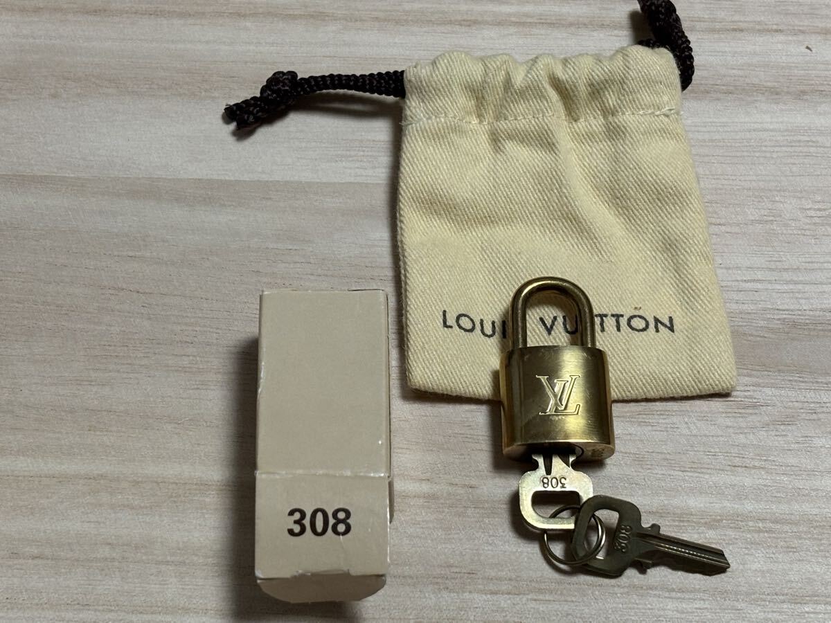 極美品/番号一致】LOUIS VUITTON ルイヴィトン パドロック 南京錠