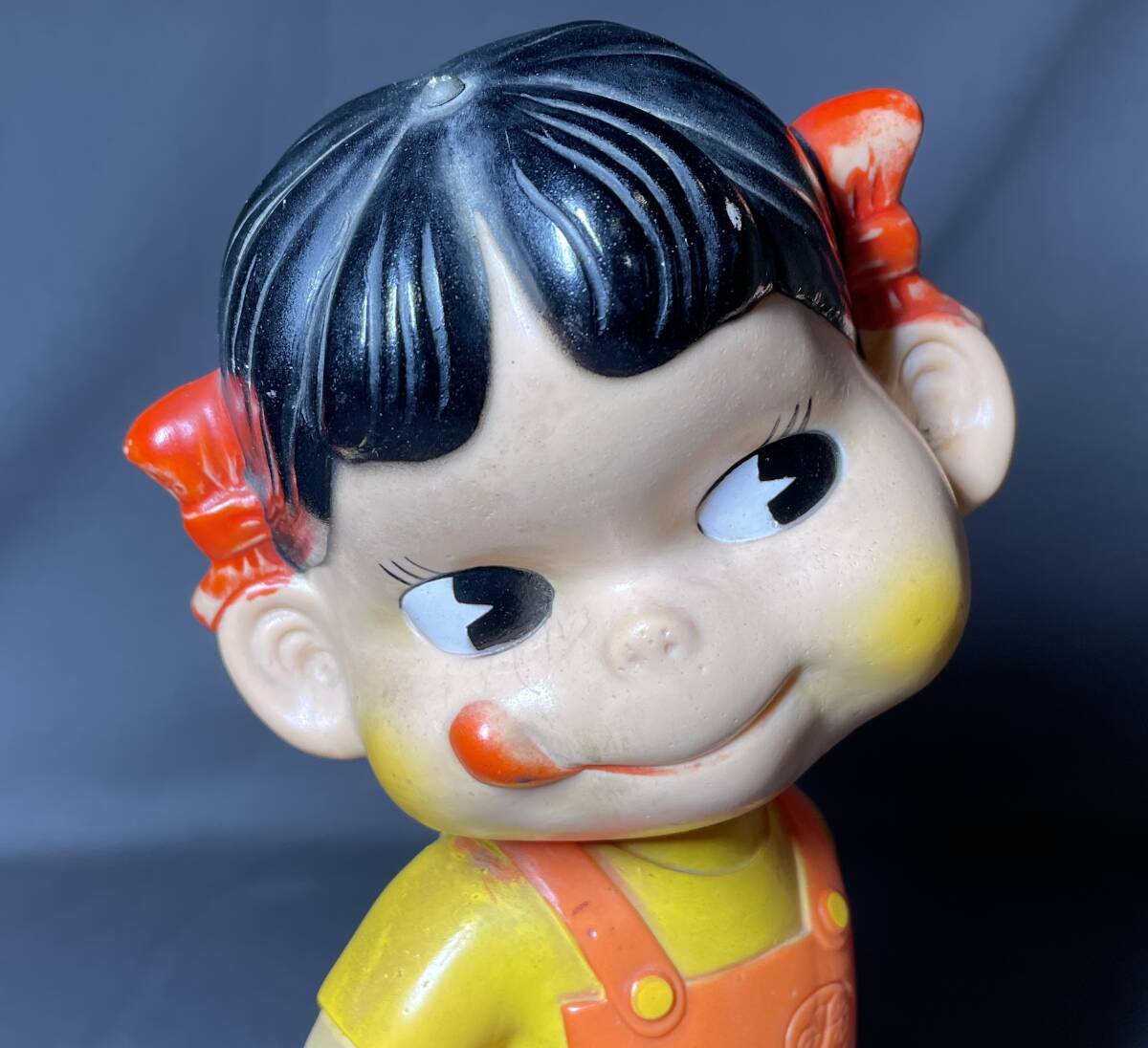 古いペコちゃん☆FUJIYA/不二家 ペコちゃん首振り人形 約30センチ