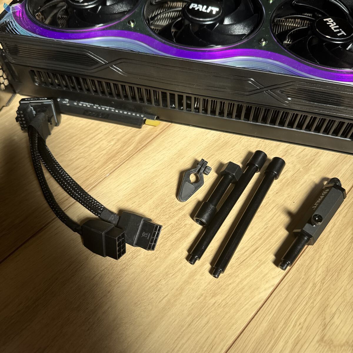 nvdia Tesla V100 16GB GPU 動作確認済み PCIe RTX5090クーラー仕様