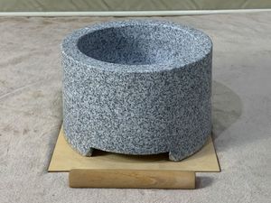 餅つき 石臼のYahoo!オークション(旧ヤフオク!)の相場・価格を見る
