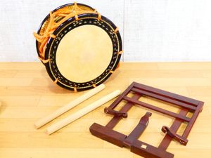蒔絵 太鼓のYahoo!オークション(旧ヤフオク!)の相場・価格を見る