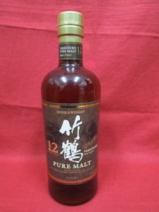 余市2000s 竹鶴12年 竹鶴12年の定価は？旧品～最新シリーズの特徴も紹介 | お酒買取専門店