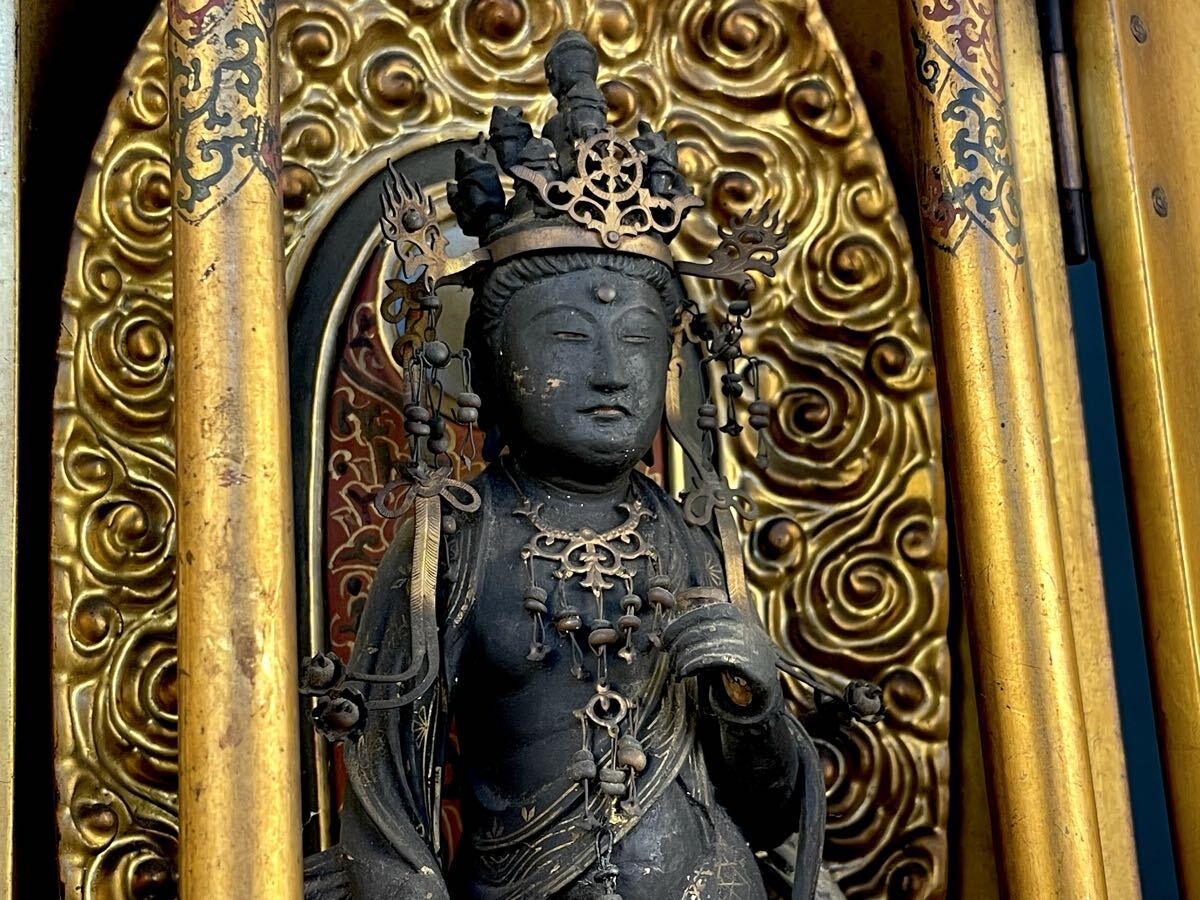 寺院買取品 仏教美術 江戸期 木造 十一面観音立像 玉眼 木彫 彩色厨子