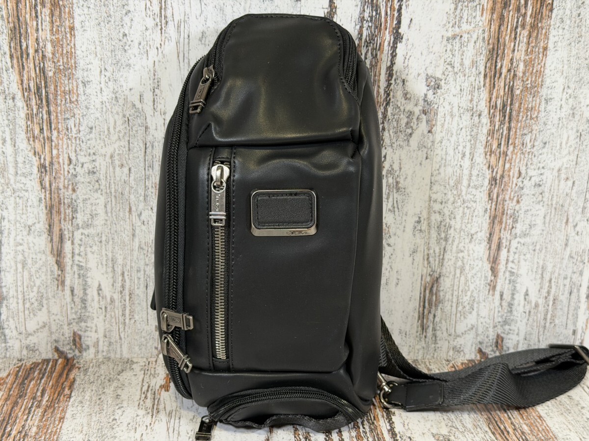 希少✨【TUMI】トゥミ 【ケリースリング】レザーボディパック　 ブラック TUMI ケリースリング ボディバッグ ショルダーバッグ オールレザー