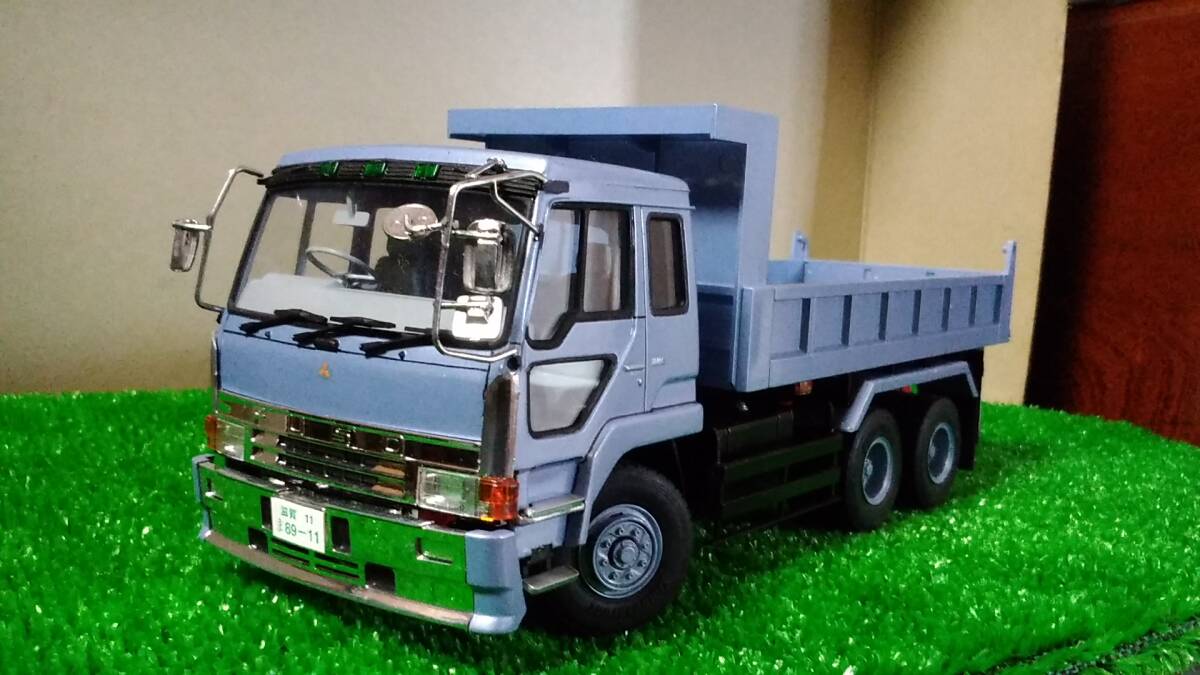 アオシマ1/32 三菱ふそうザ・グレートダンプ完成品！！ 絶版レア