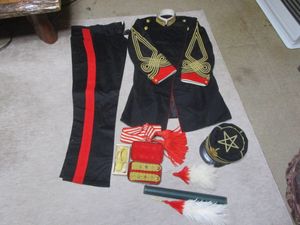 日本軍 大礼服 陸軍のYahoo!オークション(旧ヤフオク!)の相場・価格を
