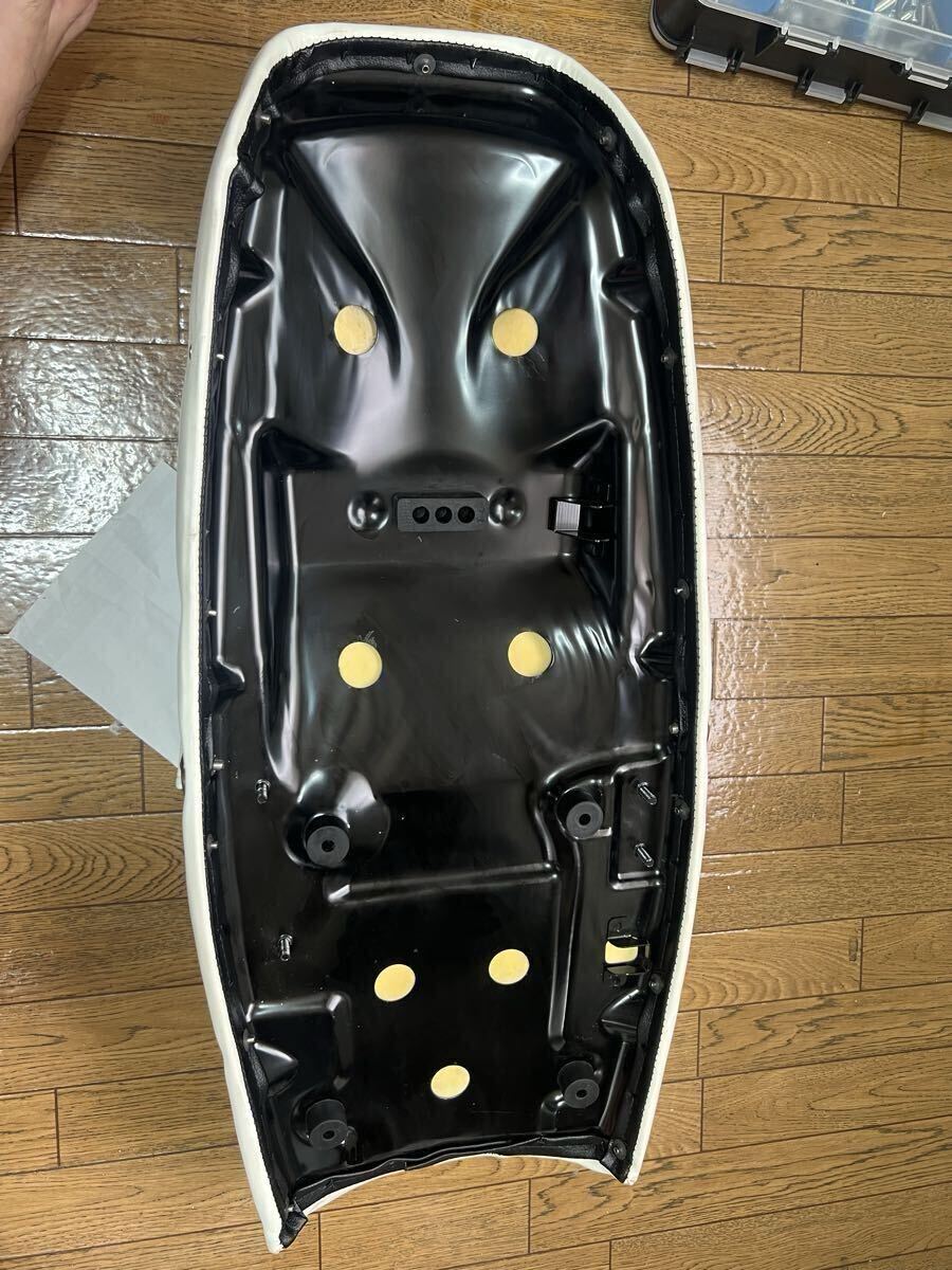 ヨンフォア チョビ三 猫背 シート cb400f 398 408 ホンダ HONDA チョビ