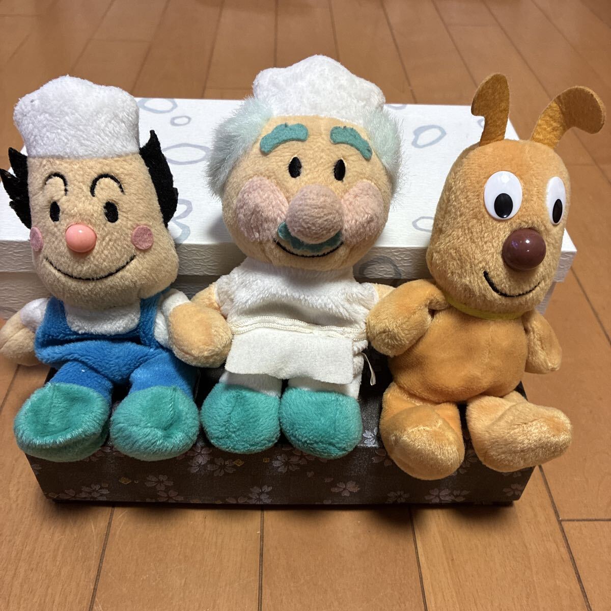 アンパンマン チーズ ぬいぐるみの値段と価格推移は？｜4件の売買