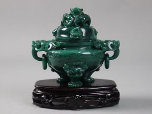 翡翠 獅子のYahoo!オークション(旧ヤフオク!)の相場・価格を見る