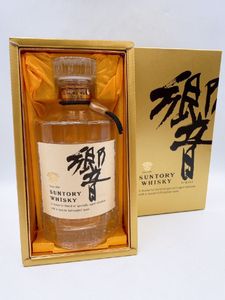 響 空瓶の値段と価格推移は？｜42件の売買データから響 空瓶の価値が