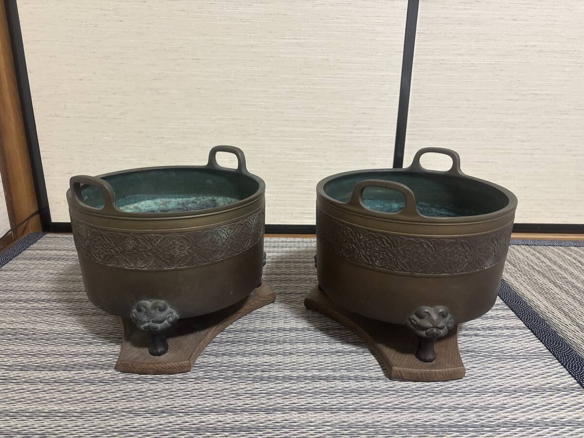 青銅 火鉢の値段と価格推移は？｜1件の売買データから青銅 火鉢の価値