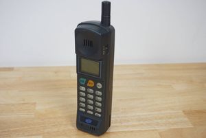 セルラー携帯電話の値段と価格推移は？｜2件の売買データからセルラー