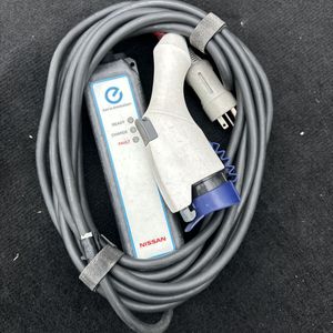 EV充電ケーブルの値段と価格推移は？｜61件の売買データからEV充電