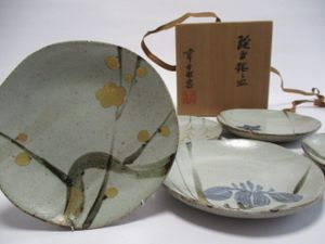 幸兵衛窯 銘々皿の値段と価格推移は？｜5件の売買データから幸兵衛窯