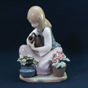 リヤドロ 花 少女の値段と価格推移は？｜27件の売買データからリヤドロ