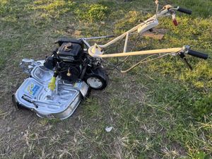 佐賀発　ウィングモア　自走式草刈り機　動作確認済 ウイングモアの値段と価格推移は？｜110件の売買データからウイング