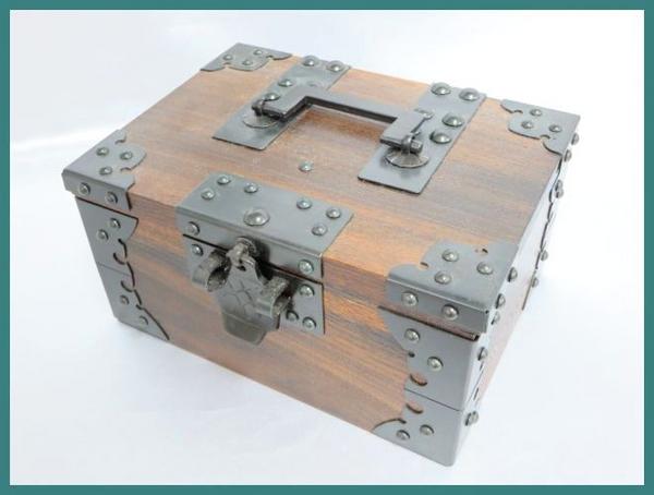 8475 千両箱 鍵 錠前付き 現代物 約19×26×13 木製/鉄製の入札履歴