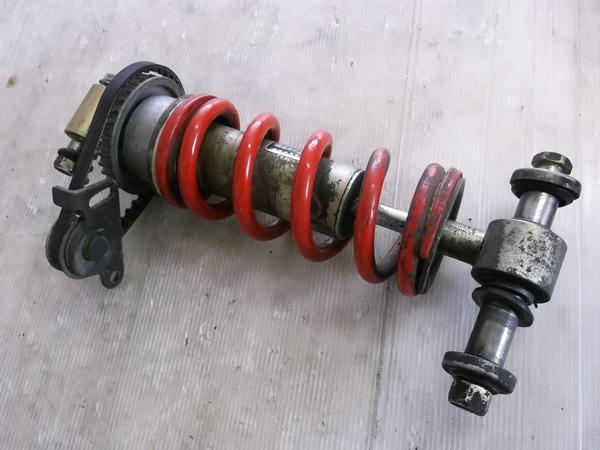 ＦＺ４００　　４６Ｘ　　リアーサスペンション