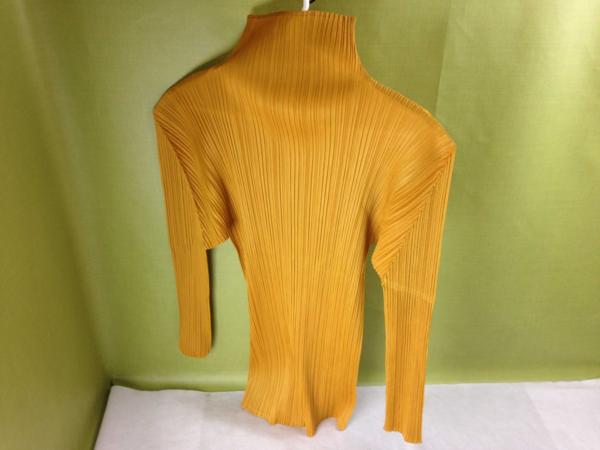 1円～イッセイミヤケ プリーツプリーズ カットソー 橙系 未使用