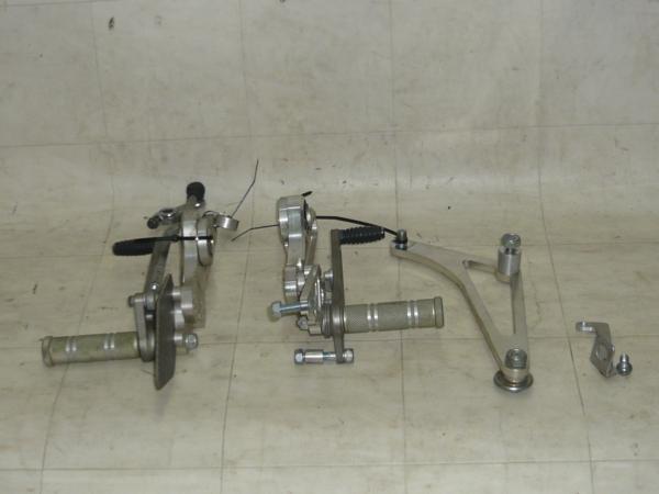 ＣＢ７５０Ｆ　社外バックステップ　オーヴァー