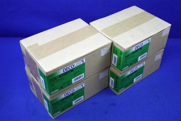 ☆未使用品☆ＬＥＤダウンライト　ＤＤＬ-4229ＹＷ×4個　