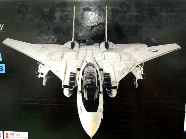 中古 JS 1/18 F-14A トムキャット ジョリーロジャースY1188161