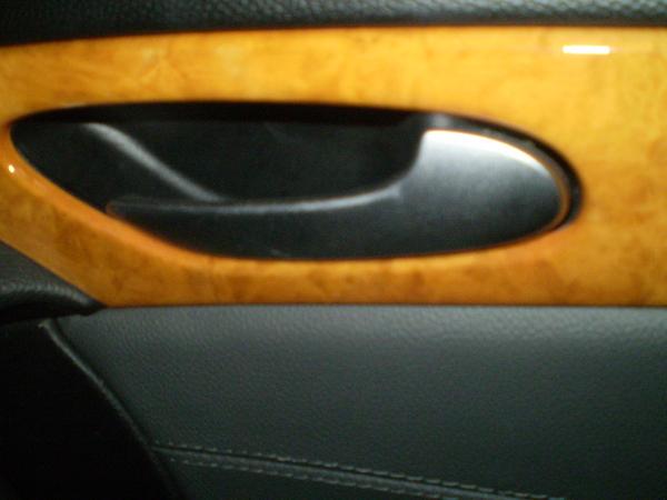 ◆【発払】ベンツSL500 R230　右Ｆドアインナーハンドル