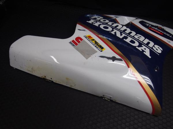 MC16/MC18/88年NSR250R純正アンダーカウル右ロスマンズ(サイド)｜売買 