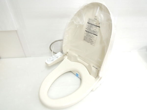 未使用 TOTO ウォシュレット TCF 585 # SC1 温水 便座 T1266298