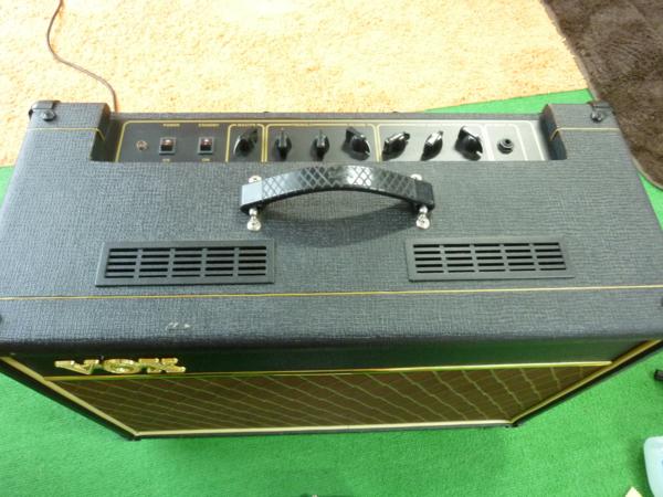 ギターアンプ☆VOX AC15CC1 全体的に中古美品☆フットスイッチ付 